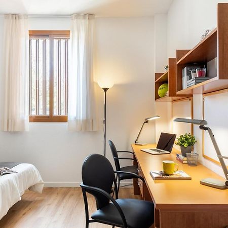Micampus Bormujos Student Residence Экстерьер фото