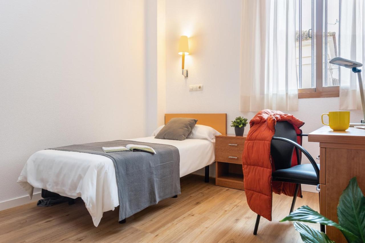 Micampus Bormujos Student Residence Экстерьер фото