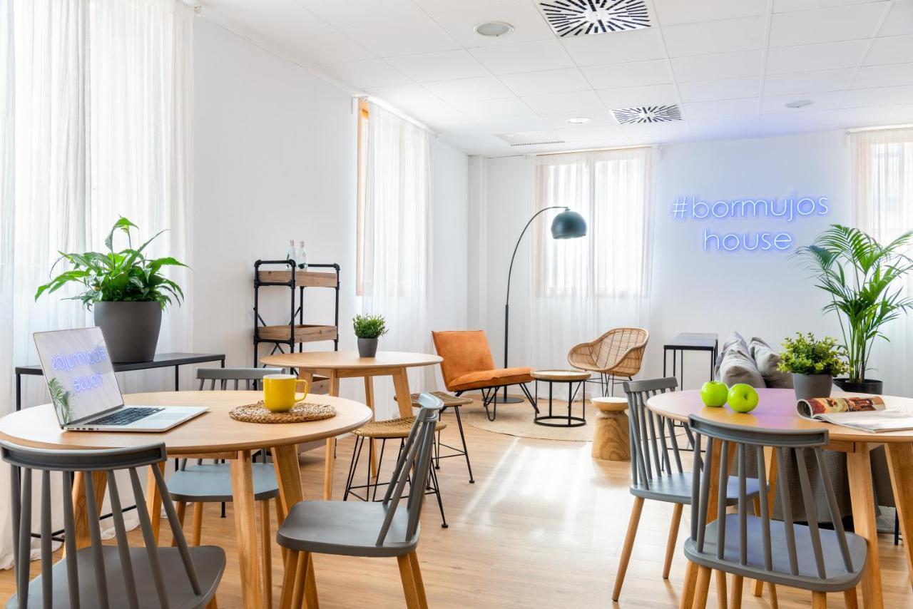 Micampus Bormujos Student Residence Экстерьер фото